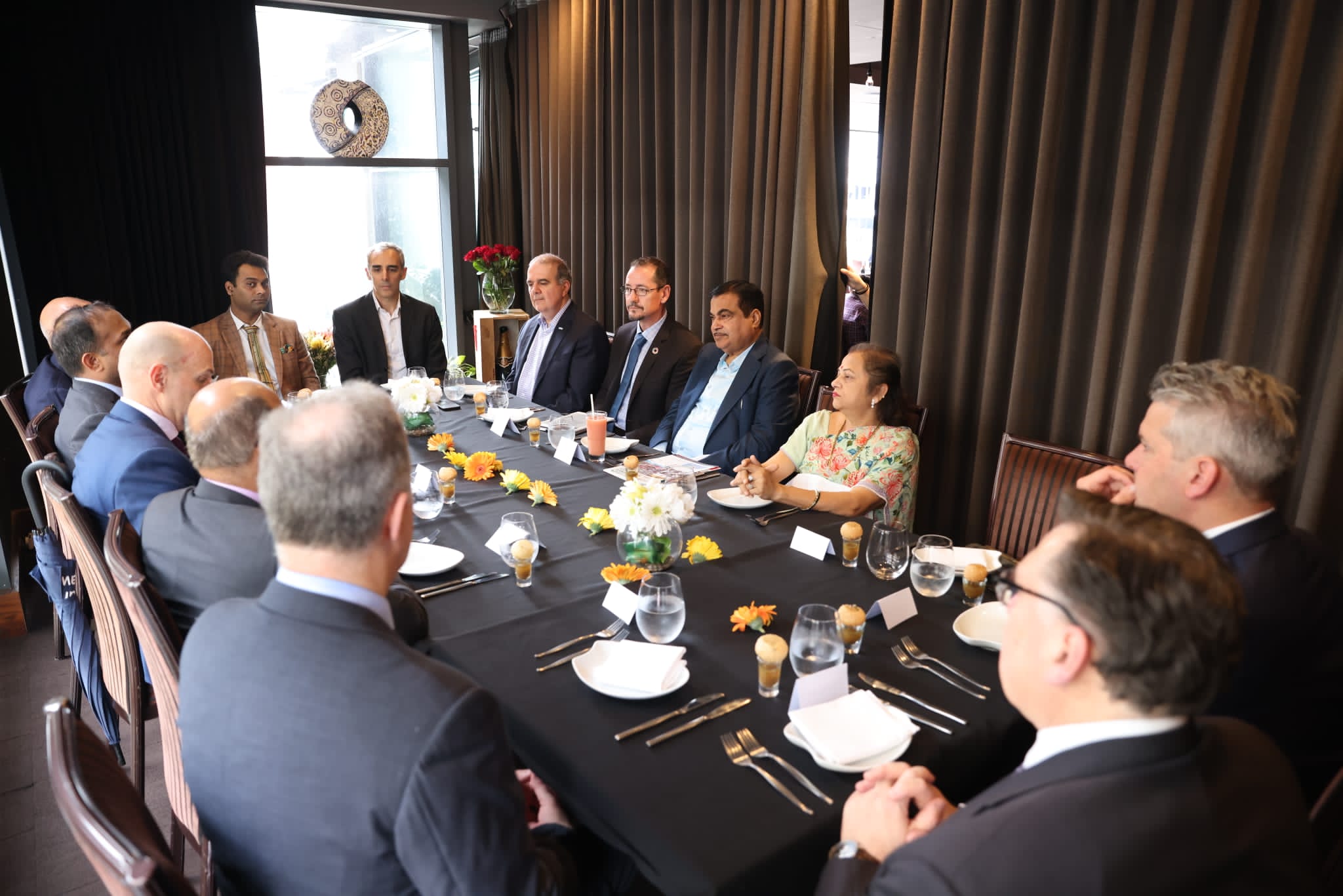 Gadkari Industry lunch 2